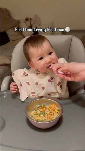 Her first time trying fried rice 🍚☺️