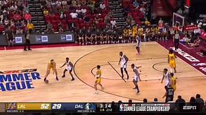 Scotty Pippen Jr. hits a step-back jumper