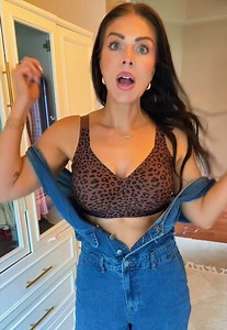 This bra is Supportive, comfortable and so smoothing. 34DD wearing a medium #bra #seamlessbra #wirelessbra #curvyfashion #comfy