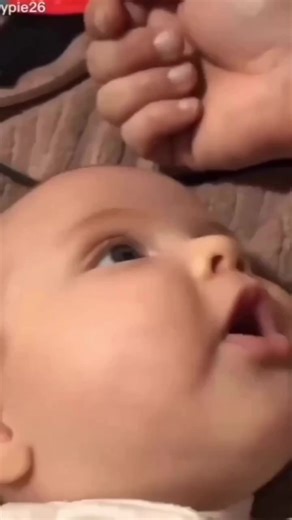 Baby snuggles make everything better. 🤗👼 | Cute Baby House