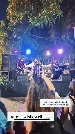 Lo pasamos genial el sábado pasado en #Quilpué 🩷 . Recuerda que interpretaremos el End of An Era por su 20° Aniversario en Sala CreaRock el próximo 18 de abril! . . #Nightwish #SymphonicMetal #Coverband