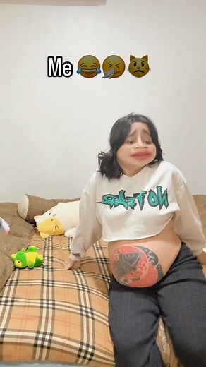 Indi Wulandari on Instagram: "Aku yang dulu bukanlah yang sekarang 😂🤣"