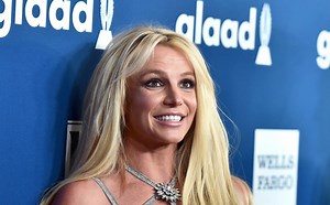 Britney Spears announces that she is pregnant: 'I am having a baby'