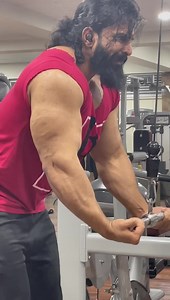 357K views · 18K reactions | Underhand grip reverse push downs. A...