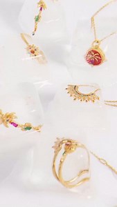 Hot, hot, hot! 🧊✨ Dive into summer with our vibrant Charming Sun collection. #CharmingSun #SummerStyle #FestivalFashion | Thomas Sabo