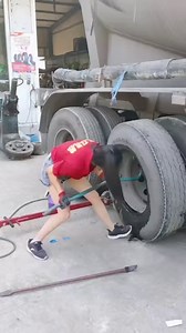 Amazing, beautiful woman changing truck tires | MASTER GALA
