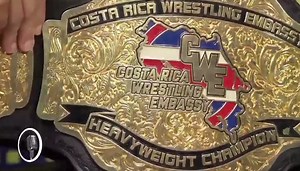 Jose Maria Figueres con el Campeonato de CWE. Creditos a Luis Carlos Monge "The Champ". | CR Wrestling