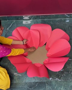 25K views · 161 reactions | A Big Red Paper Flowers DIY _ Room decoration #papercraft #crafts #fun | Deep's CRAFT | Facebook