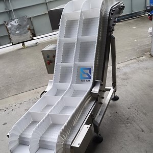 [Hot Item] Material Loading and Unloading with Hopperadjustable Height Incline Belt Conveyor