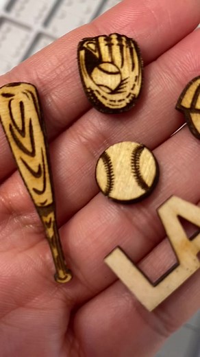 ⚾️ Did someone say #BASEBALL season ?! COMING NEXT WEEK ! This is an old set I made. I didn’t know how to color the inserts at the time. I just received new items from Leopard Spot Design and I’ll be making new baseball sets with your favorite team colors starting of course with the Los Angeles Los Angeles Dodgers 🙌🏽 STAY TUNED #baseball | Annie's Art Studio