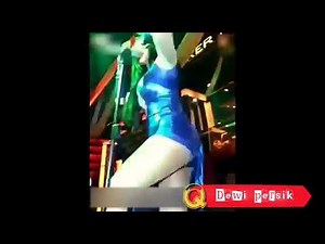 HEBOH! Dewi Persik goyang 'panas' di sebuah club malam pakaian minim