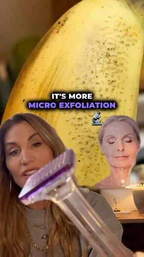 Nurse Jamie 💉 on Instagram: "Derma Roller vs Derma Stamp‼️ Beauty Stamp Benefits : 🌸Stimulate Collagen ✨Mild Exfoliation 🫧All skin types ⚡️Press & lift action 🧴Enhance serum delivery #dermastamp #dermaroller #skincare #beauty"