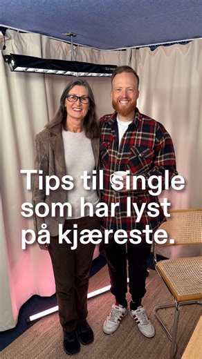 3.1K views | Thomas Engeset har møtt mange single i sin jobb som programleder i ‘Singelgåten’, og i forbindelse med at han gjestet #KjærlighetensKaos, ga han også noen tips til hvordan man som singel kan få seg en kjæreste  Lytt til Kjærlighetens Kaos hos Podimo via link bio  #SisselGran #ThomasEngeset #Podimo | Podimo | Facebook