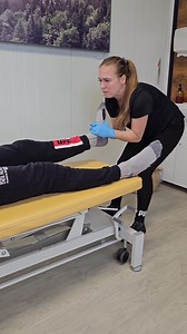 Kolejny informatywny film Paulina Hinc fizjoterapeuta chiropractor Rzs II stopnia leczony farmakologicznie, ciągnący ból do kończyn dolnych na zmianę wynikający nie z ucisku na korzenie nerwowe, a z obciążenia mięśniowego.. sprawdziliśmy to w testach.. tu potrzeba dużo ćwiczeń wzmacniających i stan się poprawi. Takich pozytywnych pacjentów życzę wszystkim terapeutom. #chiropractic #chiropractor #neckpain ##healtylife #healtylifestyle #painrelief #selfcarethreads #mobility #movement #movementcult