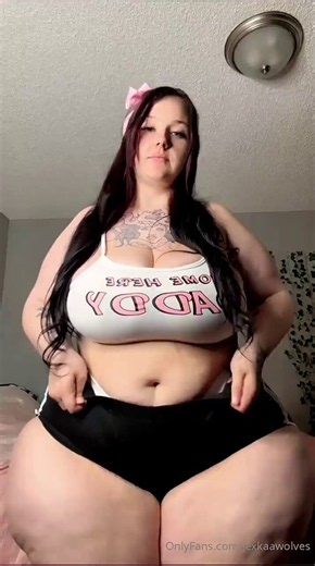 WHAT A FUCKIN WOMAN 😩💦 Busty BBW Goddess in 'Come Here Daddy' 🤪 Lingerie Shakes Her Massive Ass & Tits 🍑 #BBW #ThickAndCurvy #PAWG #BigAss #TattooedWomen #NSFW #BigTits #ComeHereDaddy #LingerieTease