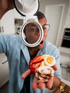 Slice more than just eggs with an egg slicer 🥚 | USA TODAY Video