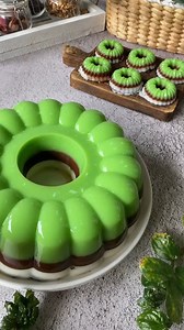 #pudingpandanoreo asli dari pandan wangi Dan pandan suji di bland lalu beri Santan instants kemudian di layer ke 2 Oreo Milk Dan di layer ke 3 puding coklat MasyaAllah ini enak banget 😍💚💚 #pudingpandan #pudingoreo #pudingcoklat #pudingtigalapis #fyp #fypシ #reseppuding #reseptiktok | Bobby SJB Fanspage