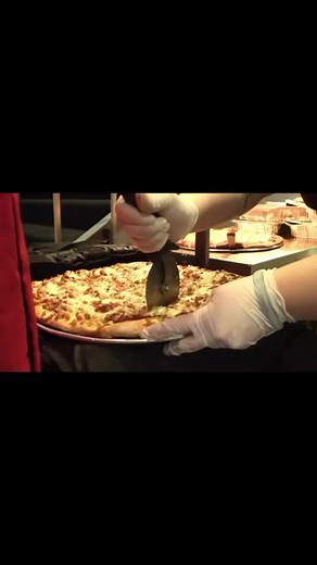 Satisfy your pizza craving with Wick’s! #wickspizza #louisvilleky #pizzacraving | Wick's Pizza