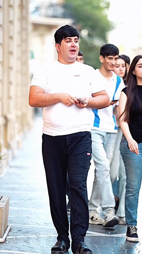 Gözəl Xudaya Təşəkkür: İlahi Səhrdə Gözəllik
