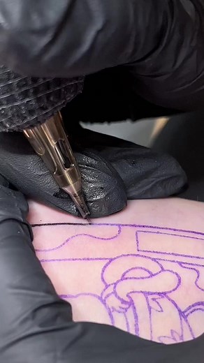 Kitty cat #Tattoo #Tattooist #TattooArt #TattooArtist #Tattooing #Tattooed #TattooLife #TattooedLife #TattooInk #Tattooing101 #Ink #Inked #InkedLife #GetInked #GetInkedOrDienaked #BodyInk #BodyArt #BodyTattoo #BodyModification | Dios Mabalos Tattoo