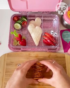 The art of preparing cute lunch boxes This video is for entertainment purposes only and techniques shown should not be attempted at home! Partner: mum_made_yum IG: instagram.com/mum_made_yum/ TT: tiktok.com/@mum_made_yum | Bored Panda Art