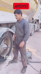 781K views · 2.7K reactions | J'ai mal pour lui.... | Truck Stop Quebec | Facebook