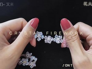 【串珠教程】桃花手链，超详细教程，一起来收获甜甜的恋爱吧~#米珠 #diy #手工串珠 #手作 #米珠教学 ,diy手工串珠教程大全- 抖音