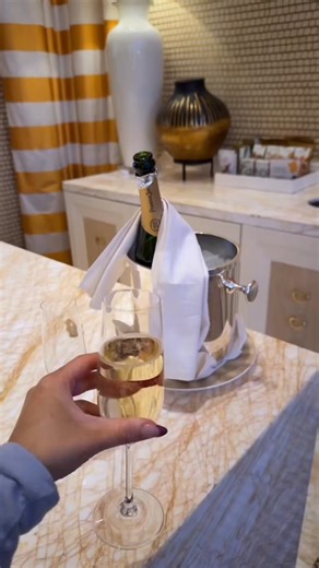 Las Vegas hotel deals just dropped! From luxury resorts on the Strip to stylish stays downtown, Vegas is calling—with up to 45% off top hotels. Search and save on your next Sin City escape—your unforgettable Vegas getaway starts here! | Rate Compare Hotel