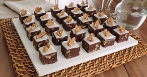 Fudge de chocolate com nozes: doce inglês que derrete na boca