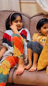 2K views · 169 reactions | Earbuds prank#earbudsprank #feelgoogflow #LittleMomentsBigJoy #momanddaughters #LittleMoments #blessedandgrateful #littlemomentsbigmemories | Sreya Sruthi Sreshta | Facebook