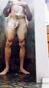 Alexbelmont96 taking a quick shower