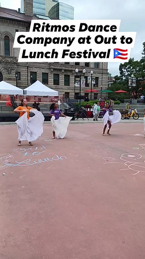 Ritmos Dance Company performs traditional Puerto Rican dances at the Worcester Out to Lunch Festival Aug. 17 at Worcester Common. Video by Margaret Smith. Find more content at WorcesterMag.com! | Worcester Magazine