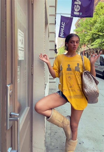 LIBERTY LOVE (@libshiesty)’s video of Taylor Hill Model