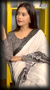 From off-days of KumKum Bhagya routine to her love for dhoklas, Mugdha Chapekar spills it all, just like what reminds her of Krishna!🥰 Don't miss out on the charcha. Click the link in bio for the full video! https://youtu.be/GtaVu-MVEuc Ekta Kapoor #ShobhaKapoor #TanusriDasGupta #BalajiTelefilms #SetPeCharcha | Balaji Telefilms