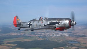 Focke-Wulf Piaggio P.149D meet FW190 Replica Air2Air | Warbirds