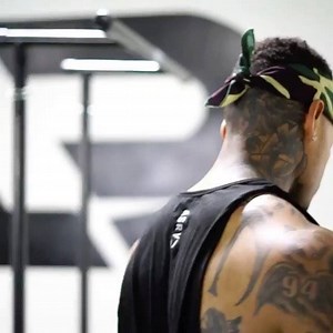 Take your workouts with you anywhere with the Gravity Fitness Portable Pull Up Rack! #gravityfitness #pulluprack #calisthenics #homeworkout #calisthenicsmovement #bodyweightworkout #homegym #bodyweighttraining | Gravity Fitness