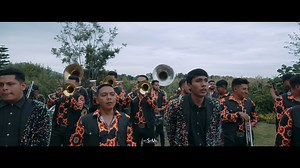 19K views · 395 reactions | A puro viento, Banda la sexta cuerda con Banda La Suprema Del Tiburon Mx #Muchachoalegre #enSalva | enSalva | Facebook