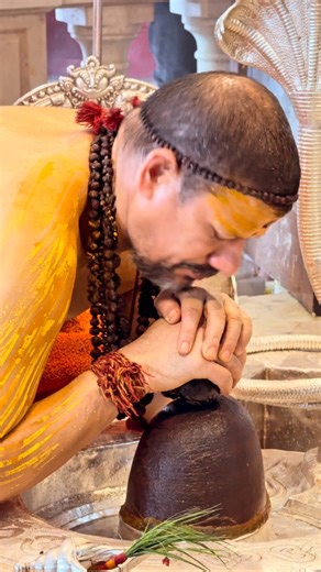 Dr.Swami kailashanand giri ji on Instagram: "🌺महादेव🌺 #jaimahakal #har #trending #bhfyp #photography #bhakti #mahakali #viral #jaimatadi #omnamahshivay #shambhu #reels #mumbai #ganesha #ke #maharashtra #aghori #mahashivratri #somnath #sanatandharma #shivbhakt #devokedevmahadev #parvati #shivji #jaishriram #adiyogi #travel #explore #mahabharat #photooftheday"