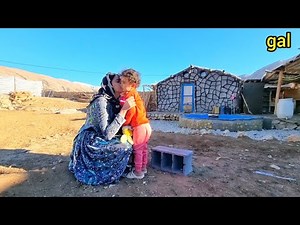 "Motherless, with a new friend: the story of a new friend for Ava"