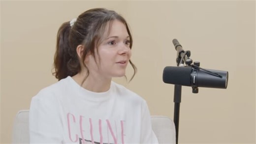 Exclu. Juju Fitcats se confie à Faustine Bollaert sur son couple avec Tibo Inshape dans Safe Zone