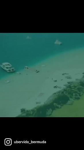 Happy Bermuda day to everyone !!!! #ubervida #bermuda #bermy #bermudatourism #beach #bermudavibes #bermudaweddings #bermudavibes #bermudacruise #minicruises #sailinginstagram #sailing #yacht #superyachts #yachtsofinstagram #yachtsofbermuda #yachting #sailing #livewhereyouvacation #bermudasand #bermudawaters #bermudatriangle | UberVida Ltd.