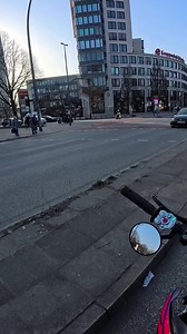 Sprit-Alarm: Pannenfahrt durch Hamburg