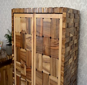 Walnut Cabinet | Woodworking Tools