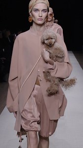 77K views · 439 reactions | Watch the Giorgio Armani Women's SS25 Fashion Show which took place at the Park Avenue Armory in New York. | Giorgio Armani | Facebook