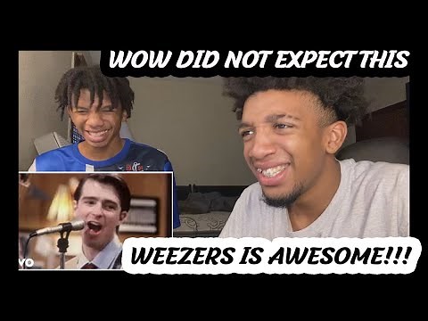 Weezer - Buddy Holly (Official Music Video) REACTION