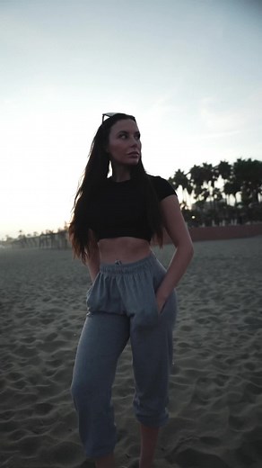 Do THIS before you approach her… #datingadvice #datingtips #selfimprovement #masculinity