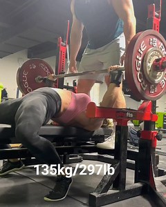 Denise Herber benching 135kg at 75kg | PTC Headquarters