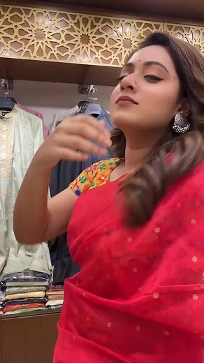 Friends trending sound TikTok 2026: How to use #dighimoni1347