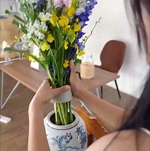 Spiral Ikebana Stem Holder,Spiral Stem Holder for Vases,Bouquet Twister for Flower Arrangement,Reusable Flower Arrangement Holder Bouquet Holder Floral Arranger DIY Tool Shaper 2 PCS (Yellow)