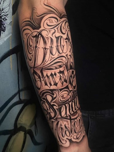 Lettering Chicano Style en Santiago de Chile